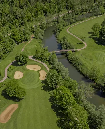 Idylisch gelegen ist der GC Weitenburg in Starzach...
